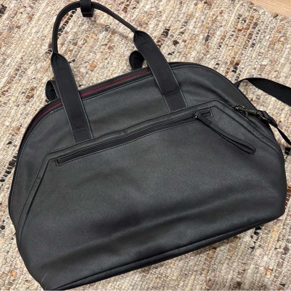 lululemon Black yoga gym bag